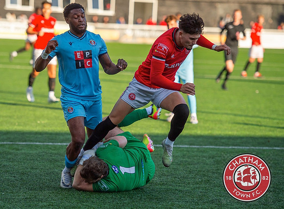 Chatham_0-3_Slough_331