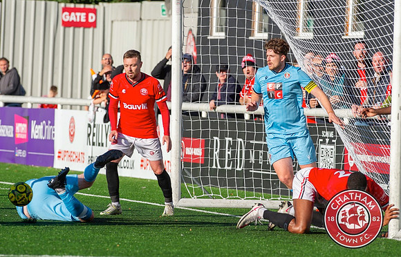 Chatham_0-3_Slough_298