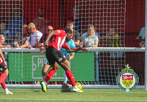 ISE_SheppeyU_4-0_AshfordUnited_307