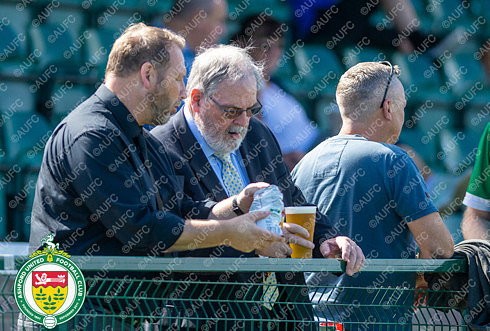 AUFC_v_BHFC_Fans_011