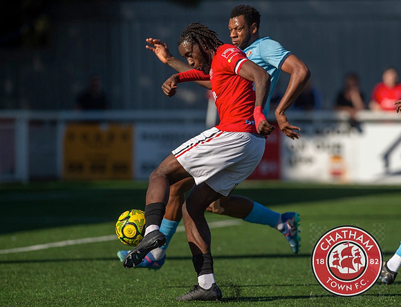 Chatham_0-3_Slough_085
