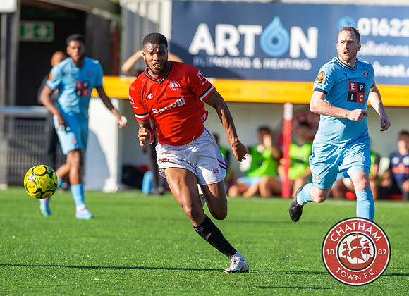 Chatham_0-3_Slough_227