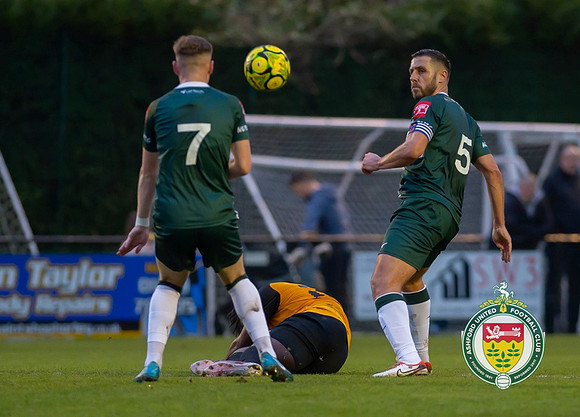 ISE_Merstham_2-0_AshfordUnited_158