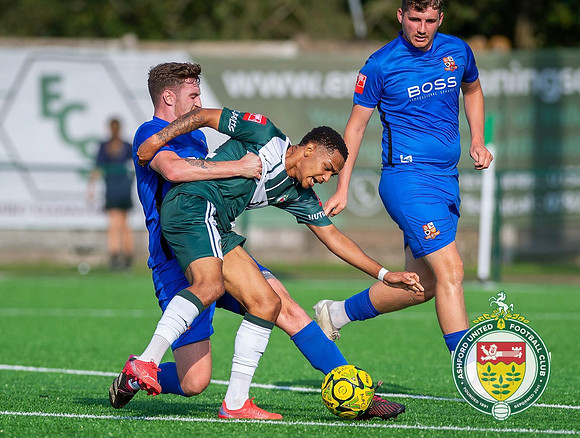 Ashford_2-1_HartleyWintney_024