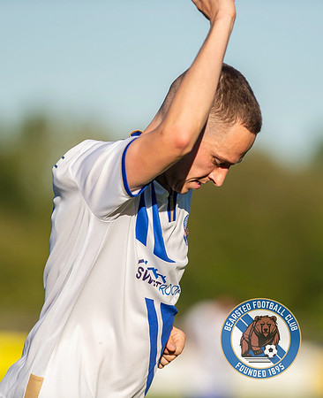 Bearsted_(2)_5-2_(0)_HollandsAndBlair_210