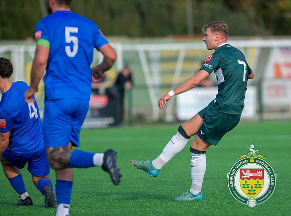 Ashford_2-1_HartleyWintney_198