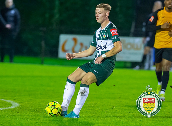 ISE_Merstham_2-0_AshfordUnited_291