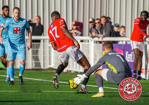 Chatham_0-3_Slough_289
