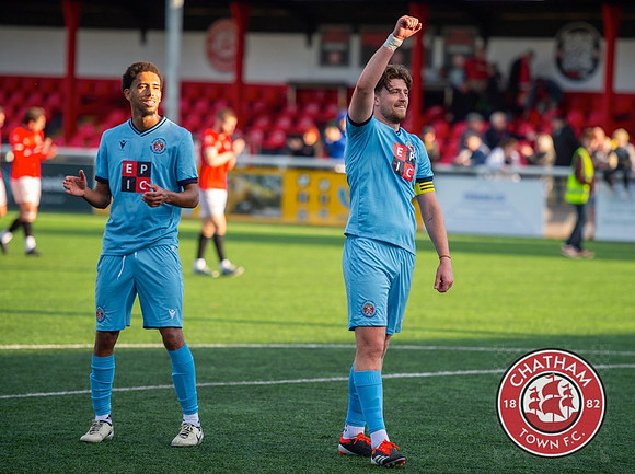 Chatham_0-3_Slough_340