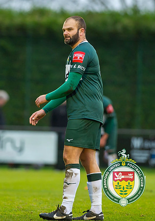 ISE_Merstham_2-0_AshfordUnited_107