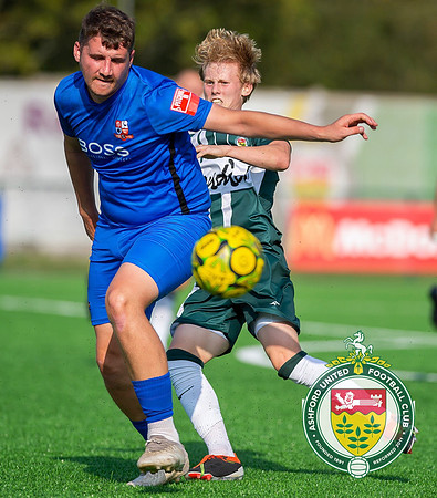 Ashford_2-1_HartleyWintney_059