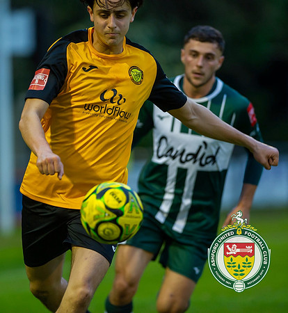 ISE_Merstham_2-0_AshfordUnited_148