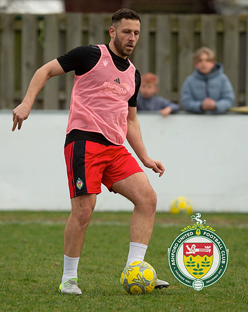 PhoenixSports_2-2_AshfordUnited_010