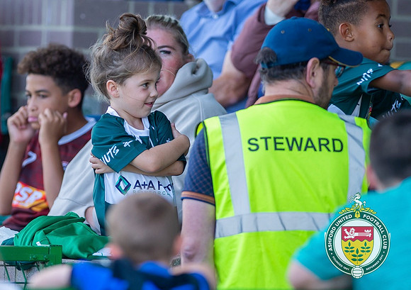 Ashford_2-1_HartleyWintney_087
