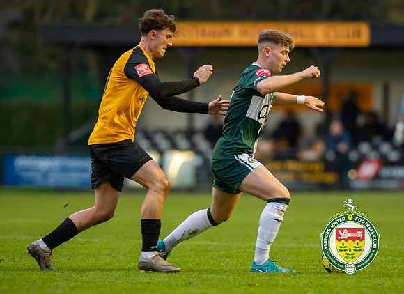 ISE_Merstham_2-0_AshfordUnited_103