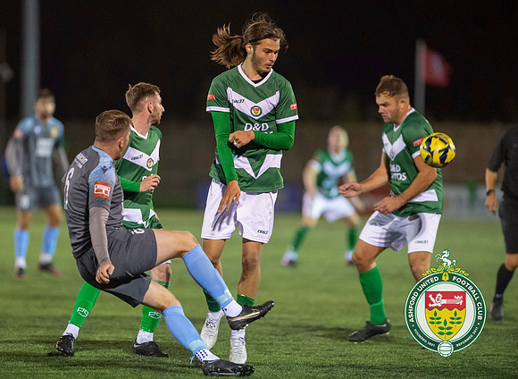 25102022Ashford_2-1_ThreeBridges_034