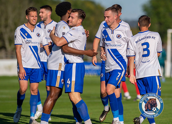 Bearsted_(2)_5-2_(0)_HollandsAndBlair_149