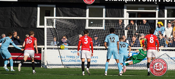 Chatham_0-3_Slough_090